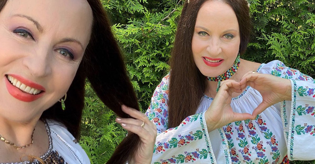 Maria Dragomiroiu sărbătorește 50 de ani de carieră! Momentul emoționant care a lăsat-o fără cuvinte pe scenă: „Au planificat o surpriză pentru mine și au reușit” 1 maria dragomiroiu 50 de ani de cariera surpriza emotionanta care a coplesit o pe scena au vrut sa mi faca o surpriza si au reusit 6904a565a6d87